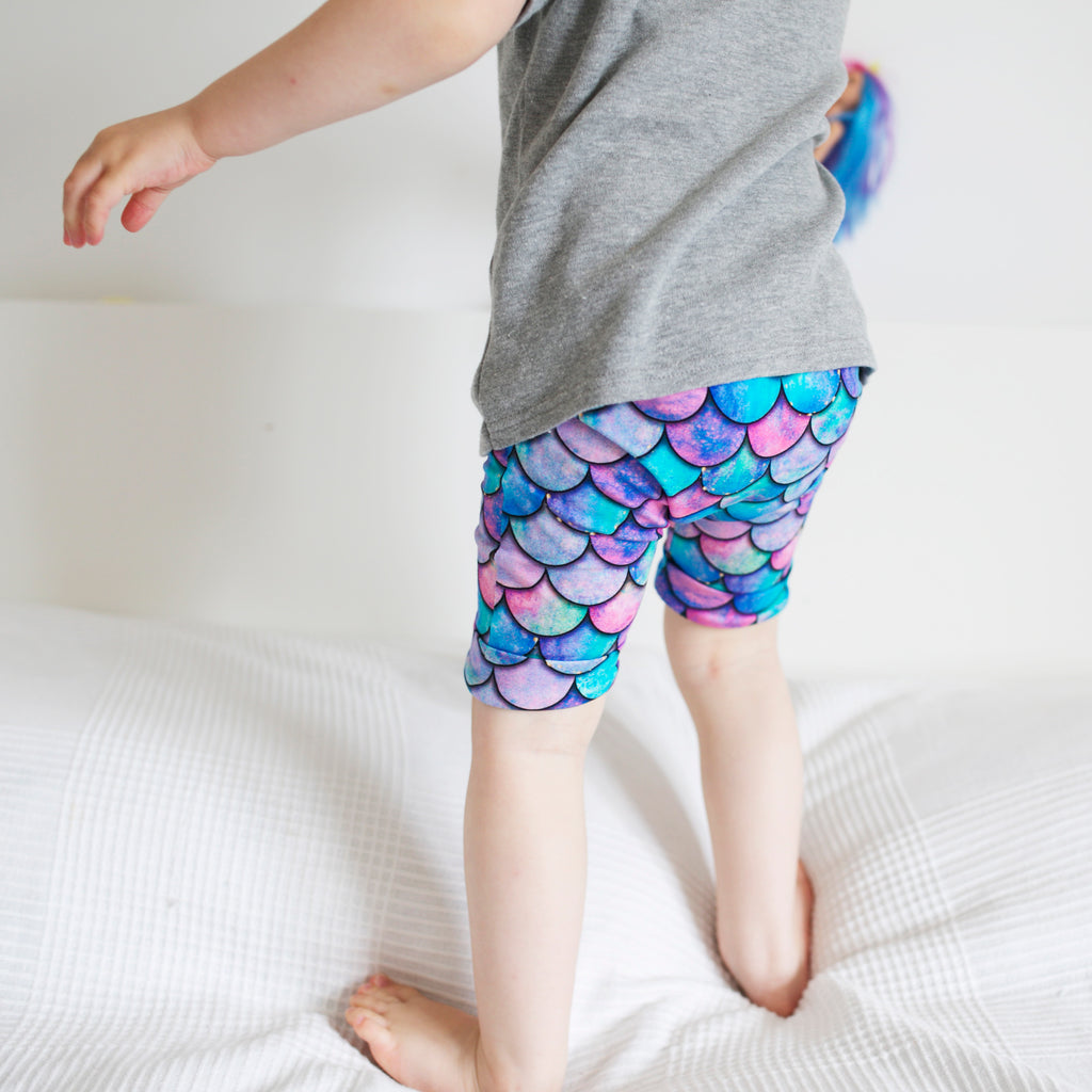 Fred & Noah Mermaid Print Shorts